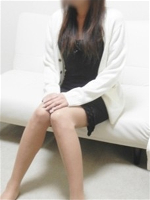 本日体験入店！体験入店割3000円引き！★スタイル抜群の細身美人奥様『あすかさん(41)』★